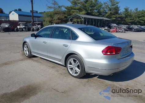 2013 Volkswagen Passat 2.0L Tdi Sel Premium from USA, damaged, VIN 1VWCN7A36DC042027